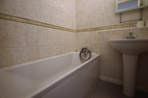 99 Spencer Road, Isleworth, TW7 4BW