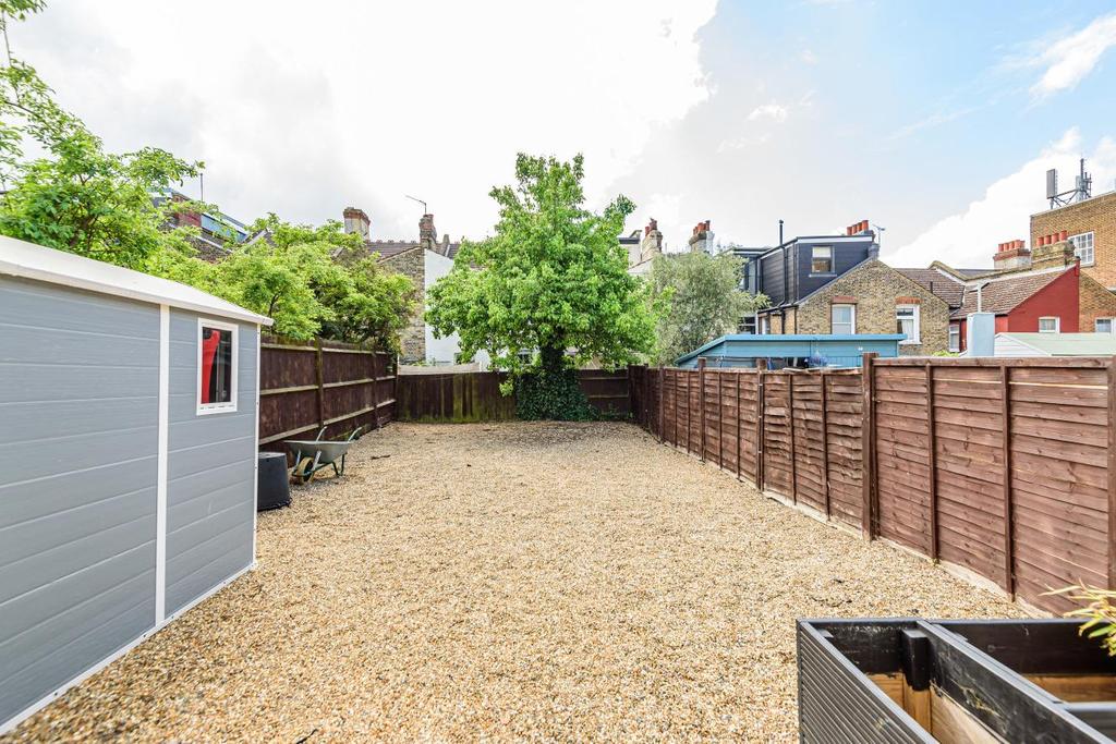 Topsham Road, Tooting 3 bed terraced house £800,000