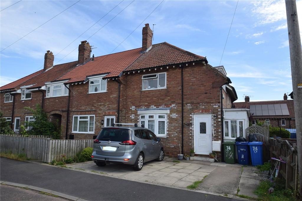 Bracken Hill, Scarborough, North Yorkshire, YO12 3 bed end of terrace