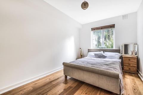 2 bedroom flat for sale - Walerand Road, Lewisham