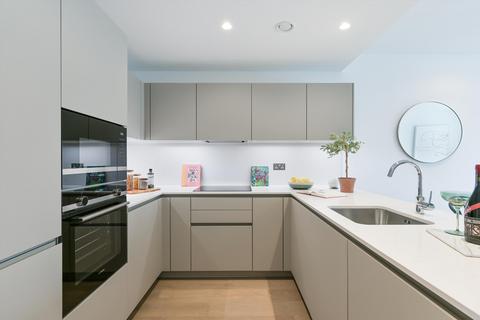 2 bedroom apartment for sale, Chiswick Green, London, W4