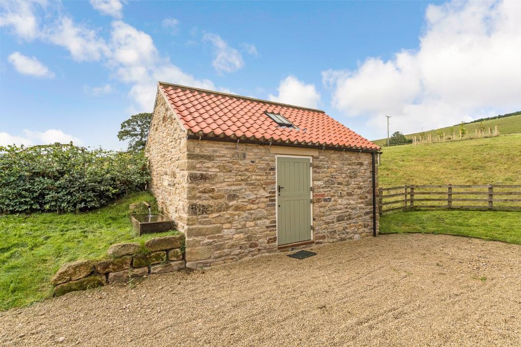 Outbuilding