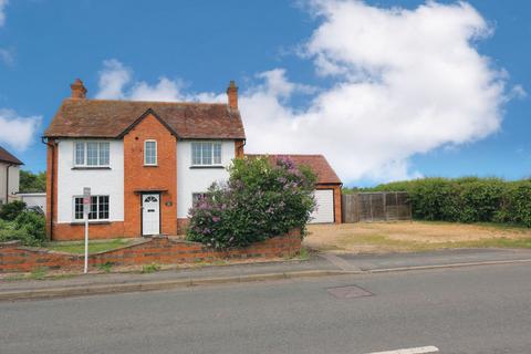2 Cleeve Road, Marlcliff, Alcester, B50 4NR