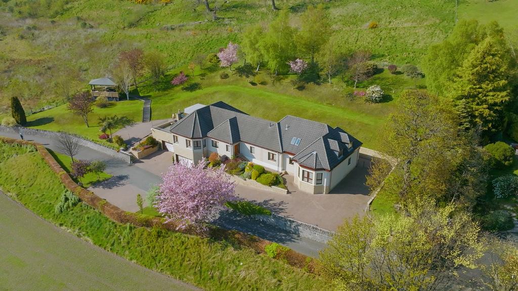 Back Road, Alva, Clackmannanshire, FK12 5LH 5 bed detached house £675,000