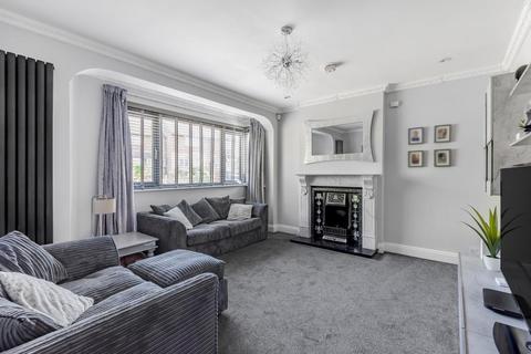 2 Greycot Road, Beckenham, BR3 1TA