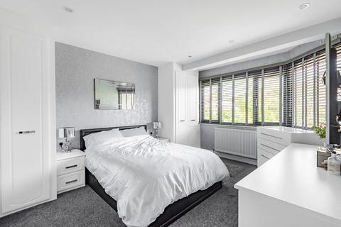 2 Greycot Road, Beckenham, BR3 1TA