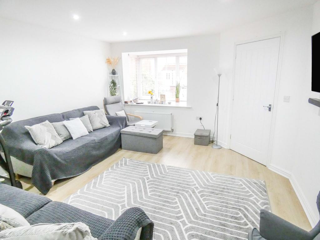 Rothbury Drive, Portland, Ashington, Northumberland, NE63 8TQ 3 bed