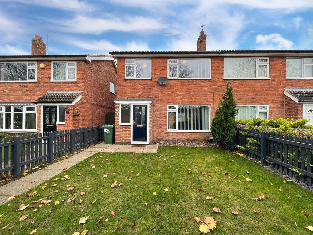 Minstrels Walk, East Goscote, Leicester, LE7 3 bed semidetached house