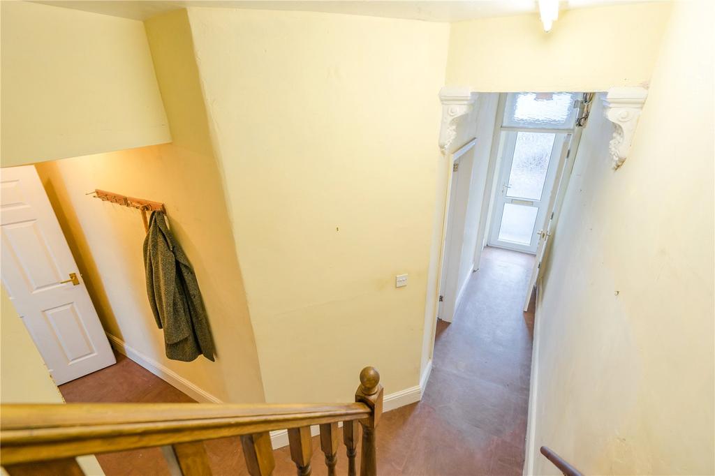 Hall (3)