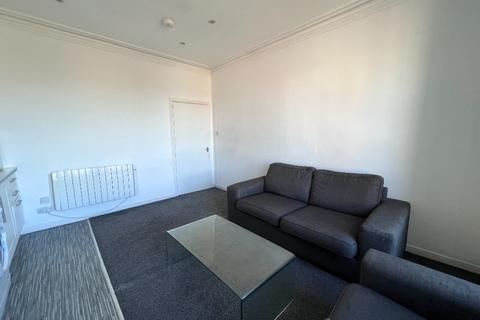 1 bedroom flat to rent, Albert Street, Stobswell, Dundee, DD4