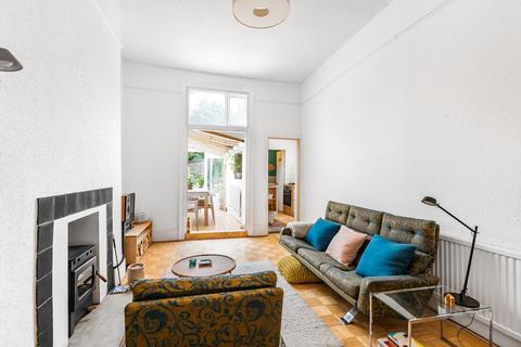 Flat 1, 34 Rockmount Road, London, SE19 3ST