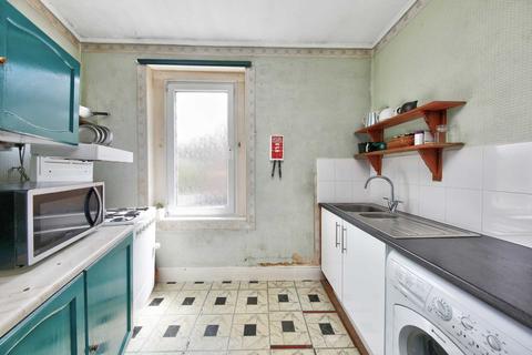 42a Farmer Road, London, E10 5DL