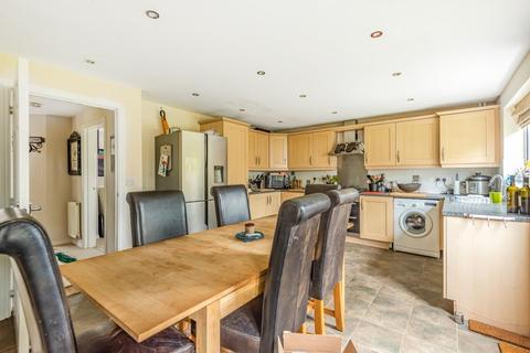 55 Cherry Tree Way, Witney, OX28 1AQ