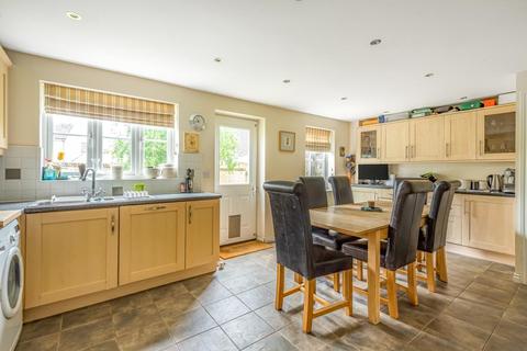 55 Cherry Tree Way, Witney, OX28 1AQ