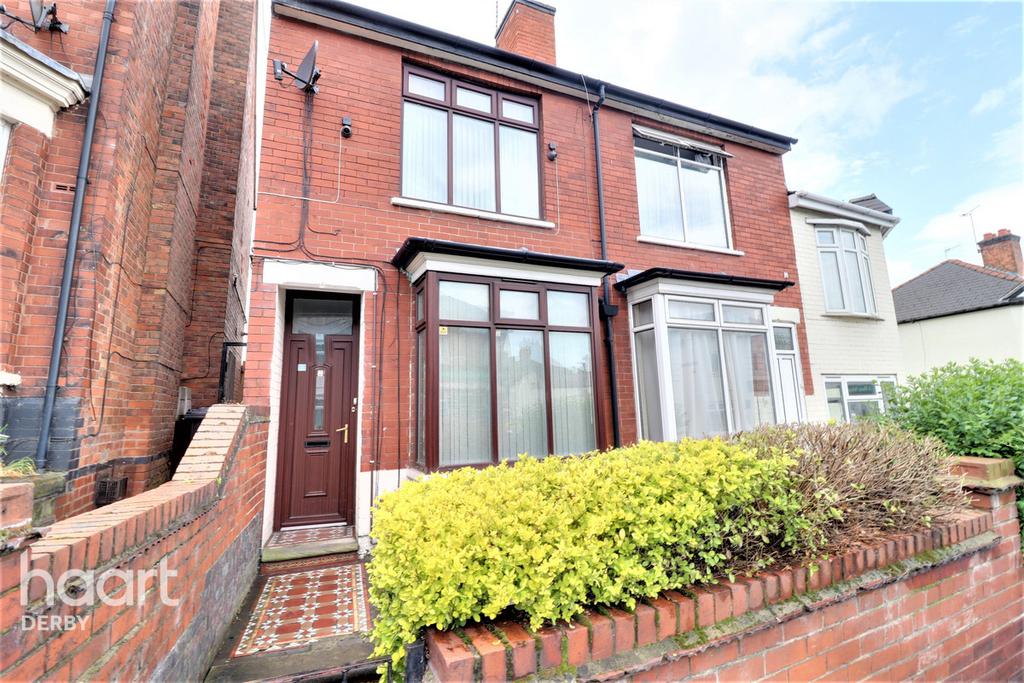 St Thomas Road, Derby 3 bed semidetached house £140,000