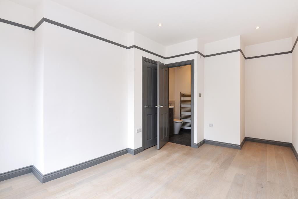 Bedroom Aspect 2