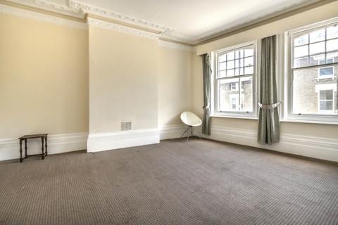 2 bedroom flat to rent - Westcombe Hill Blackheath SE3