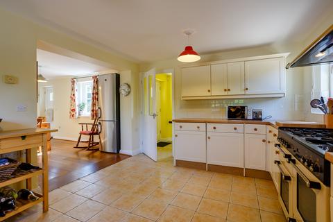 4 bedroom detached house for sale - South Cerney, Cirencester