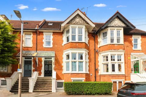 6 bedroom terraced house for sale - Wellington Road, Watford, Herts, WD17