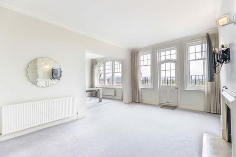 3 bedroom apartment to rent - Campden Hill Road, London, W8