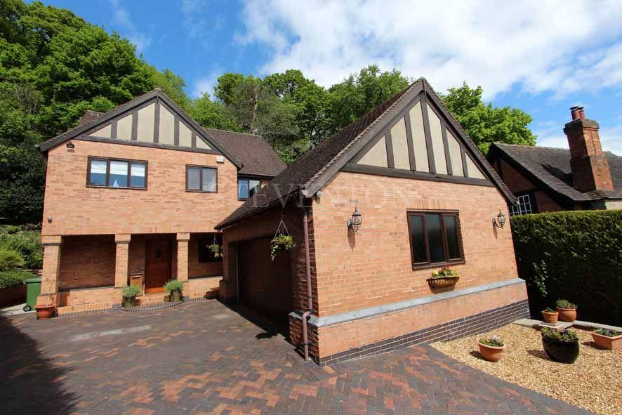 High Meadows, Compton, Wolverhampton, WV6 4 bed detached house £485,000