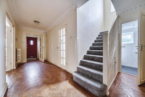 undefined, Hendon Avenue,  Finchley,  N3