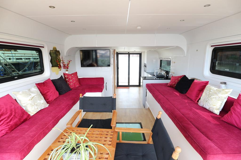 Pacific Drive, Sovereign Harbour, Eastbourne 2 bed houseboat for sale