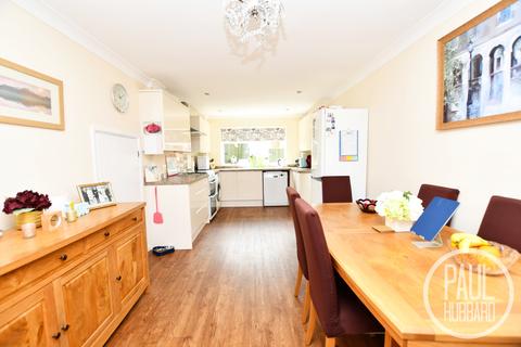 29 Blackberry Way, Lowestoft, NR32 3HF