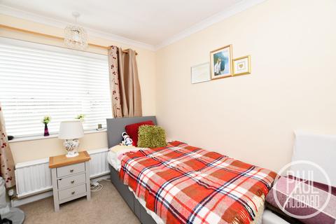 29 Blackberry Way, Lowestoft, NR32 3HF