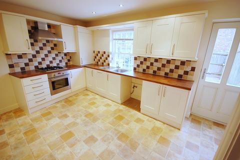 3 bedroom townhouse for sale, Kings Mews, Louth LN11 0HW