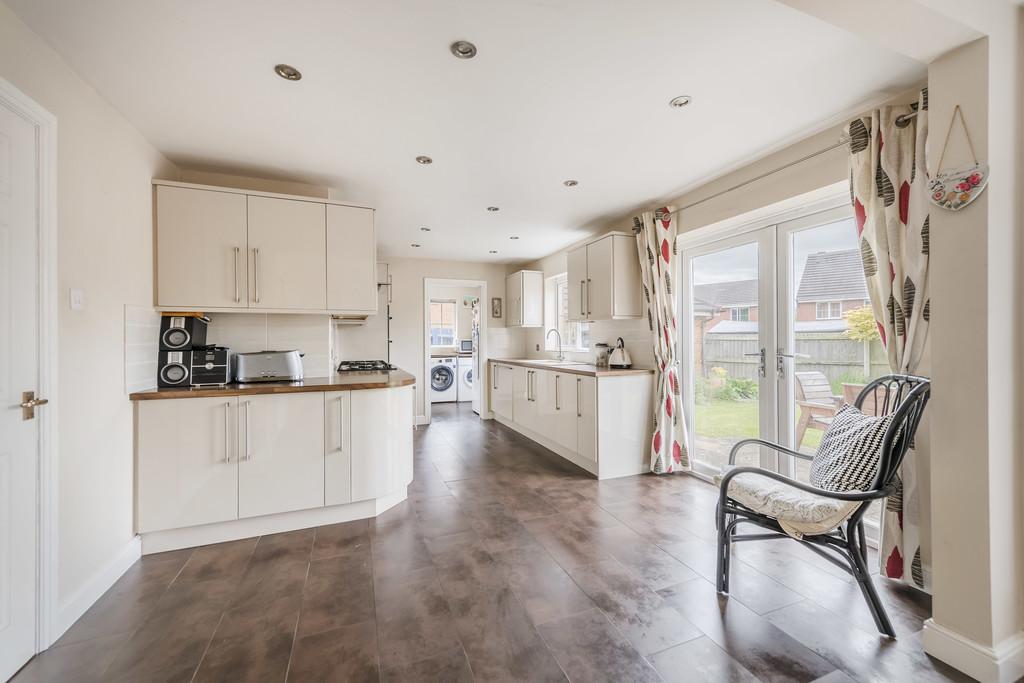 Ellis Peters Drive, Aqueduct, Telford, TF3 1AW 4 bed detached house for