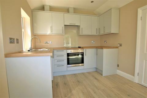 1 bedroom detached house to rent, Farnham Royal