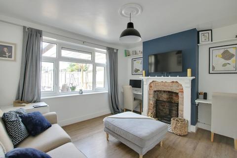 3 bedroom terraced house for sale - Normandy Road, Worthing BN14 7EA
