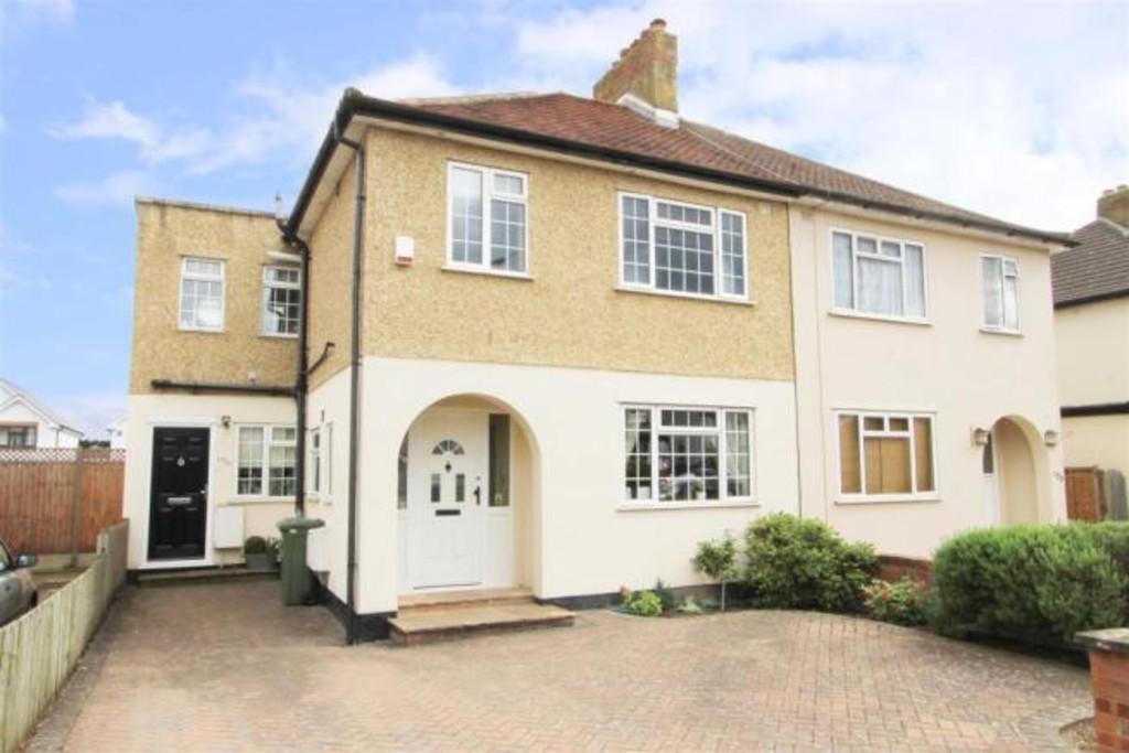 The Fairway, Ruislip 3 bed £475,000