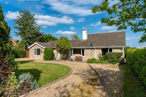 Fairfields Colegate End Road, Pulham Market, Diss, IP21 4XG