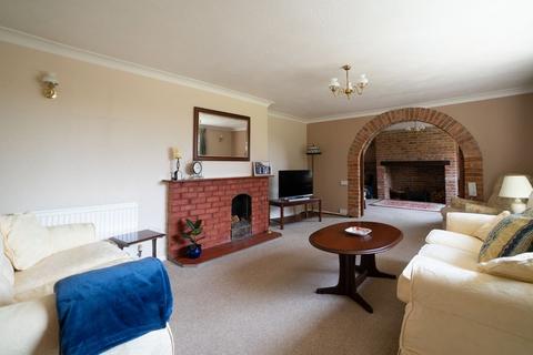 Fairfields Colegate End Road, Pulham Market, Diss, IP21 4XG