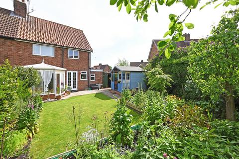 11 The Crescent, Heslington, York, YO10 5EF