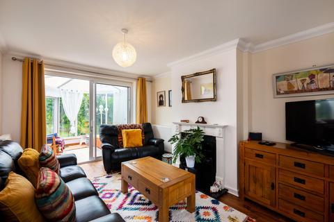 11 The Crescent, Heslington, York, YO10 5EF