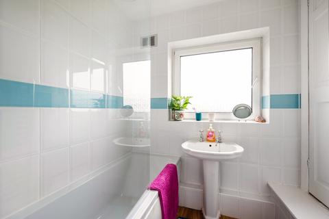 11 The Crescent, Heslington, York, YO10 5EF