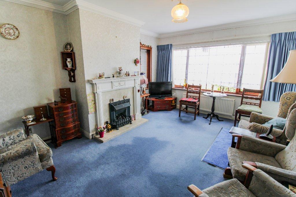 Manor Drive, Knaresborough, North... 2 bed bungalow £300,000
