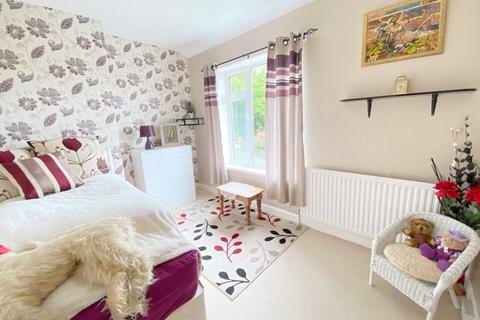 3 Beech Avenue, Warminster, BA12 8LX