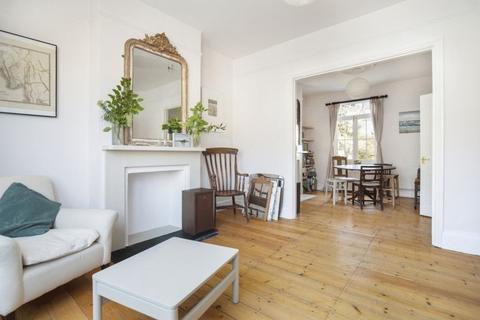 37 Abdale Road, London, W12 7ER