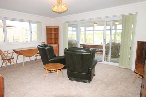 3 Nelson Park Road, St Margarets At Cliffe, Dover, CT15 6HL