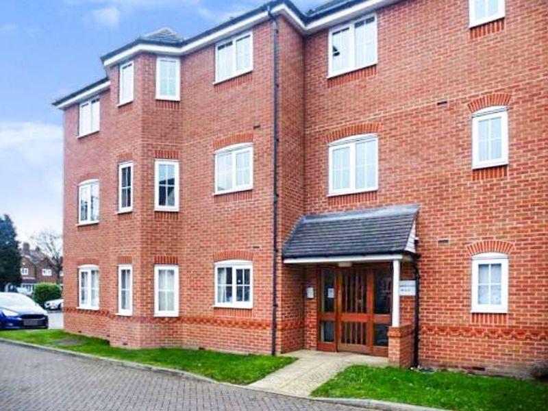 Wedgbury Close, Wednesbury 2 bed apartment £120,000
