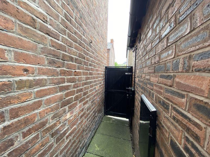 Private Passageway