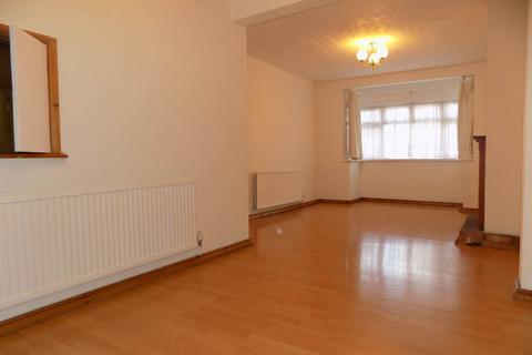 4 bedroom house to rent - Yew Tree Walk, Hounslow, Middlesex