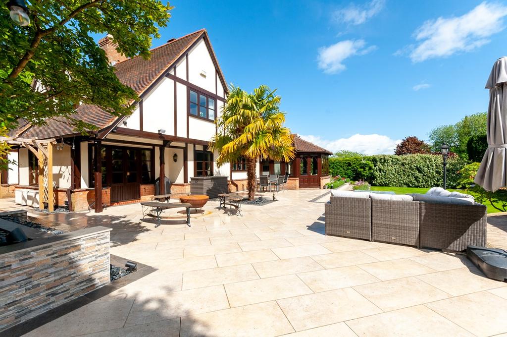 Firs Lane, Appleton, Warrington, WA4 5 bed detached house £1,295,000