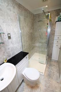 74 Hillside, Banstead, SM7 1HF