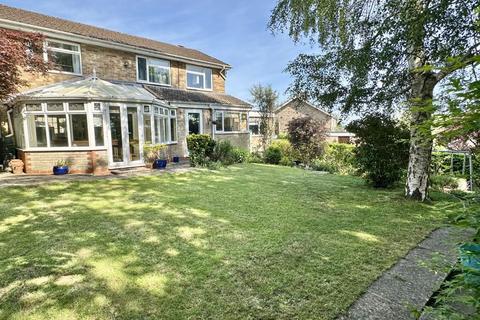 undefined, Balmoral Avenue, off of The Broughton Road, Banbury