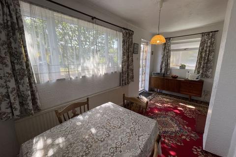 246 Romford Road, Aveley, South Ockendon, RM15 4PH